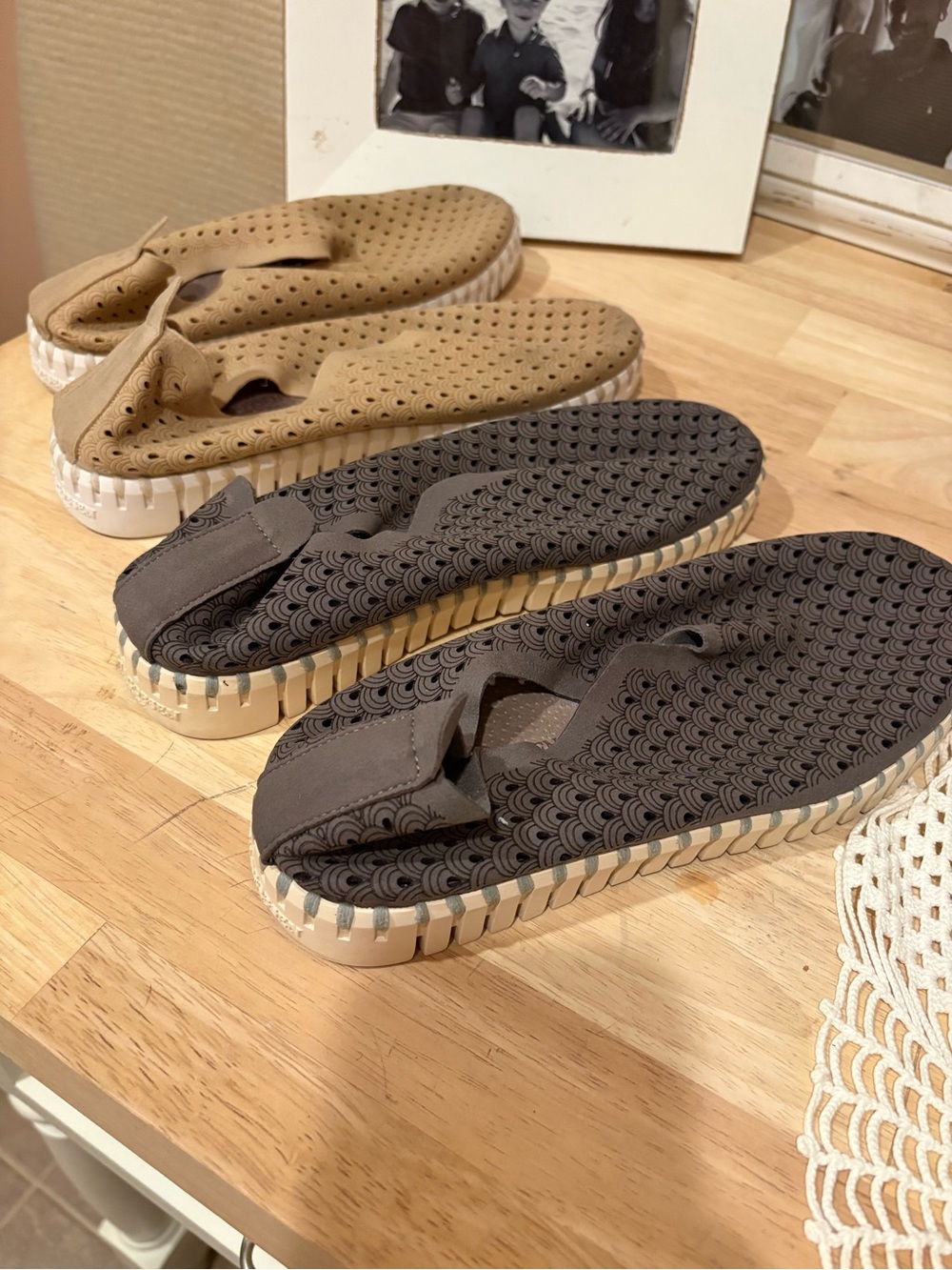 Ilse Jacobsen Two-Tone Platform Flip Flops in Brown and Tan 2 pr. Bundle